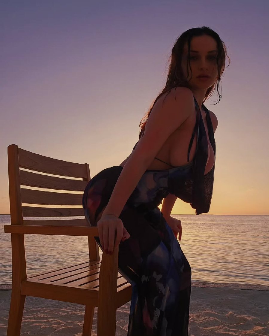 Sexy girl Miranda Faith nude in Luxembourg