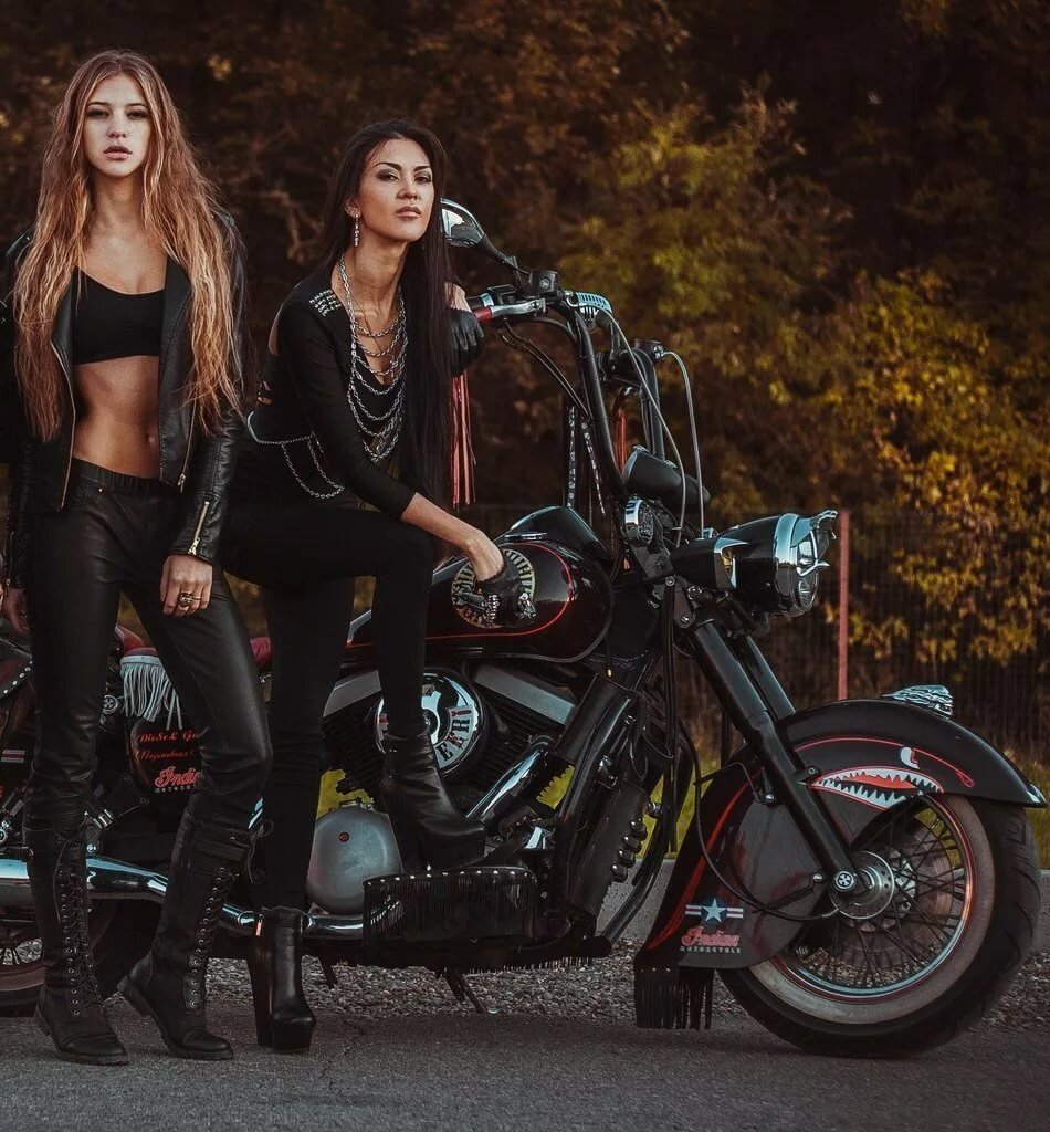 Beautiful girls and bikes in Luxembourg