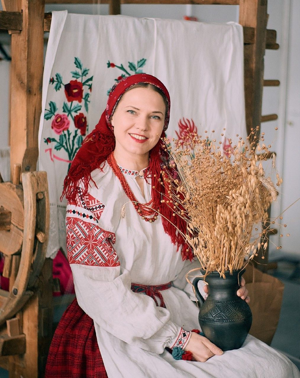 Women in Slavic costumes in Luxembourg