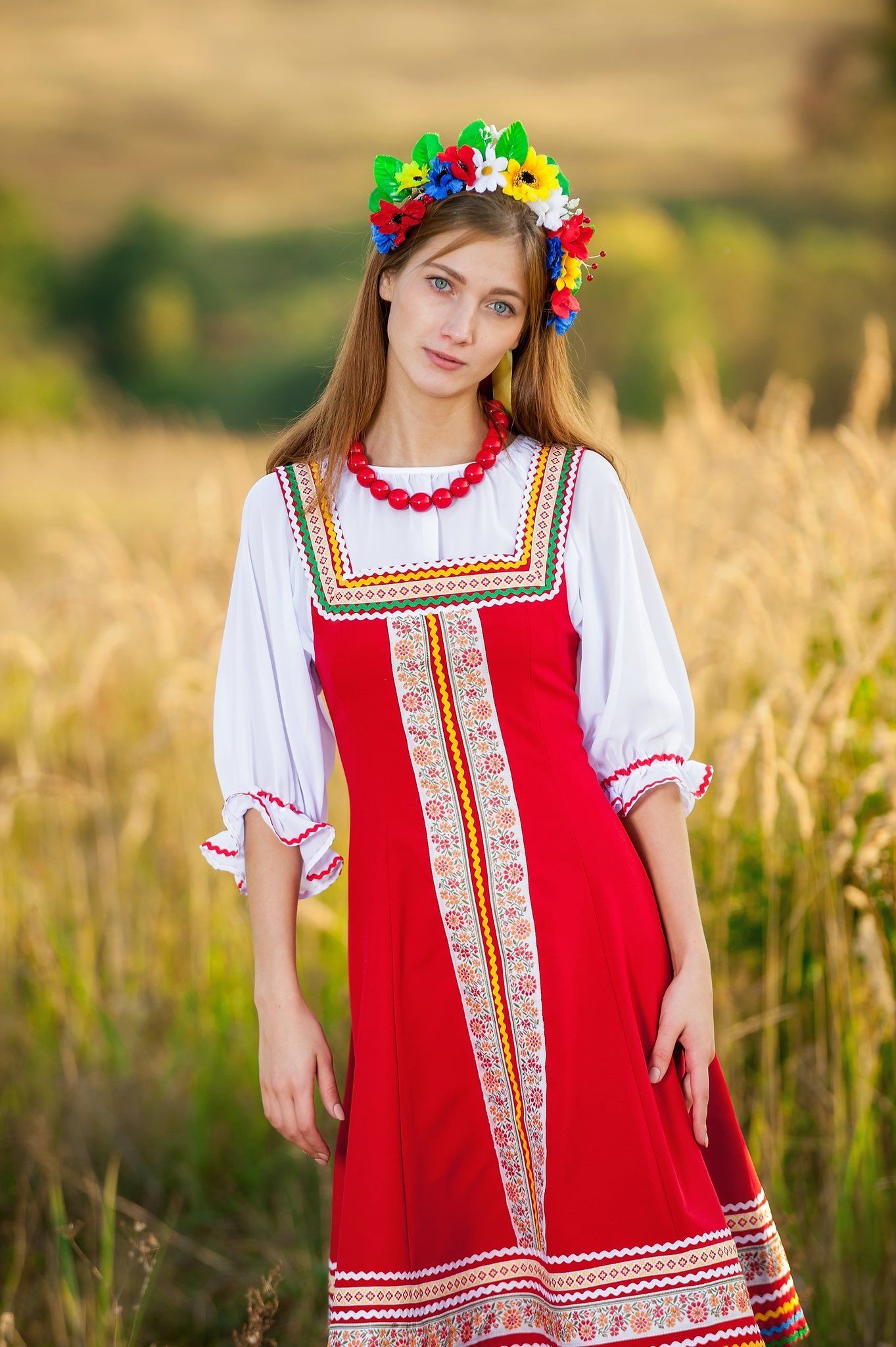 Women in Slavic costumes in Luxembourg